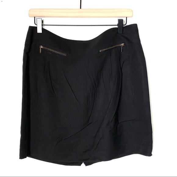 LOFT Dresses & Skirts - Loft black lined skirt with zipper embellishments size 8 B96